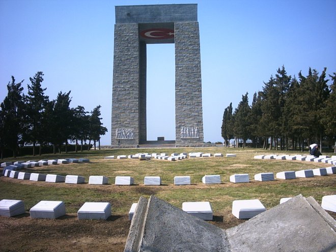 Çanakkale Şehitler Abidesi