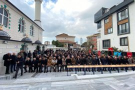 ESATPAŞA HACILAR CAMİİ DUALARLA AÇILDI