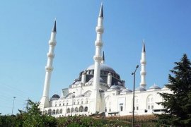 SABAH NAMAZI BULUŞMALARININ BUGÜNKİ ADRESİ MİMAR SİNAN CAMİİ