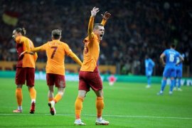 Galatasaray, Marsilya'yı devirdi