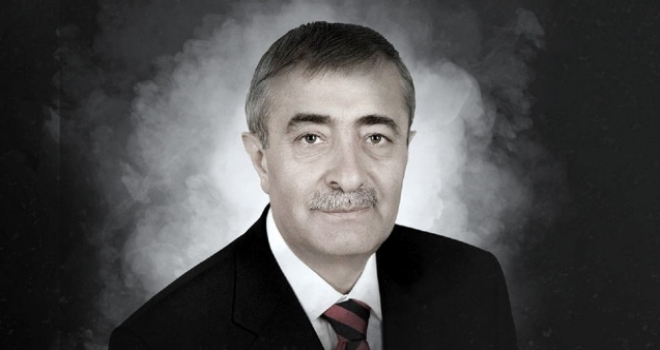 Prof. Dr. Arif ERSOY Ebediyete uğurlanıyor...